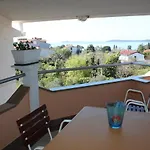 Appartement Ap 4 *