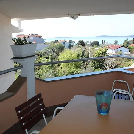 Appartement Ap 4 *
